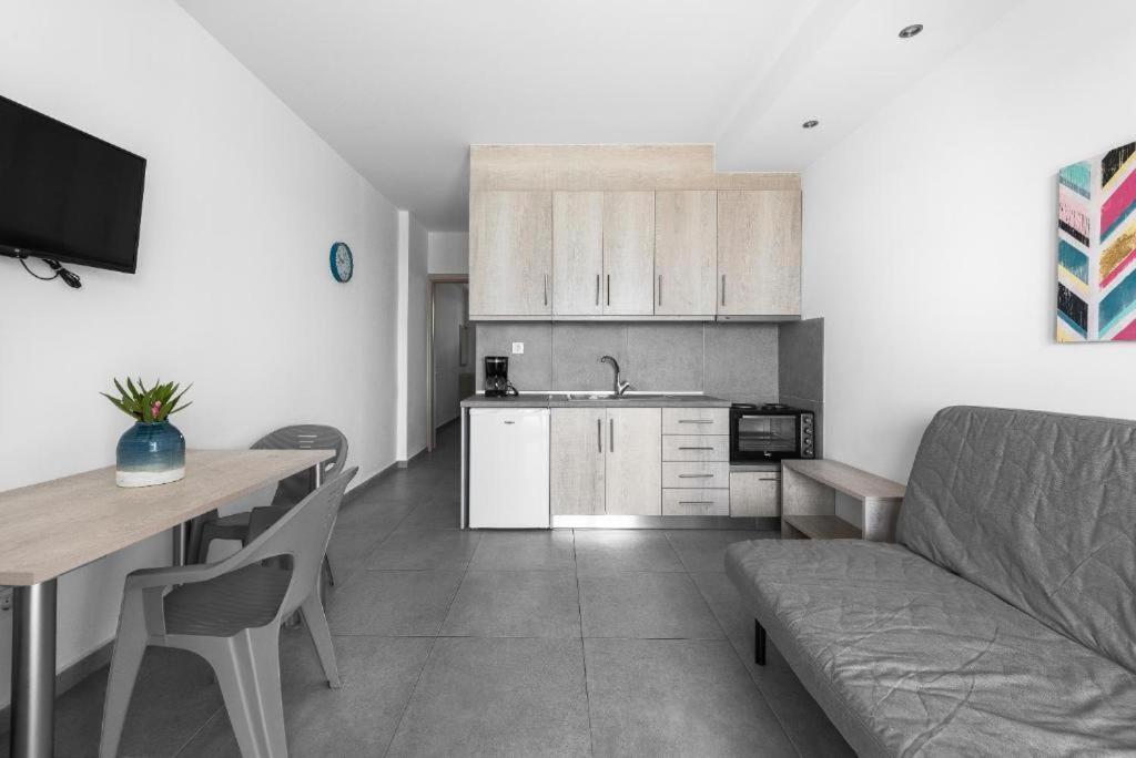 Blue Horizon 3 Apartment Nea Kallikrateia Exterior foto