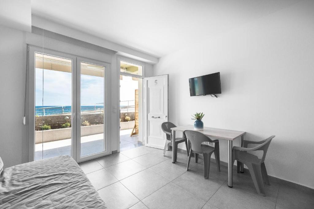 Blue Horizon 3 Apartment Nea Kallikrateia Exterior foto